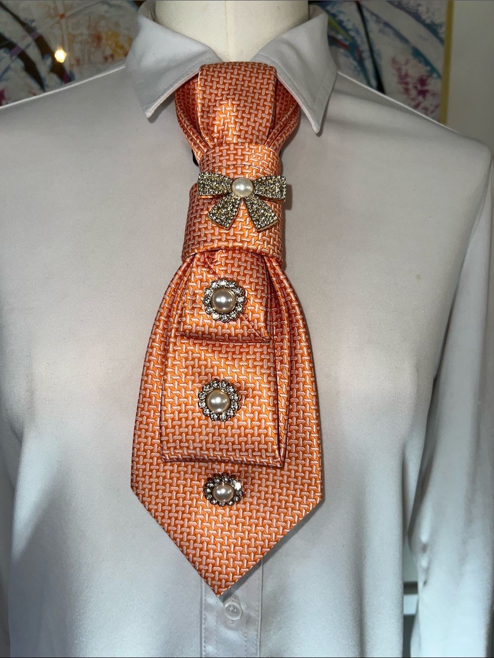 Gorgeous Fashion Tie Necklace Orange  and white / Pearl Buttons and Bow Accent